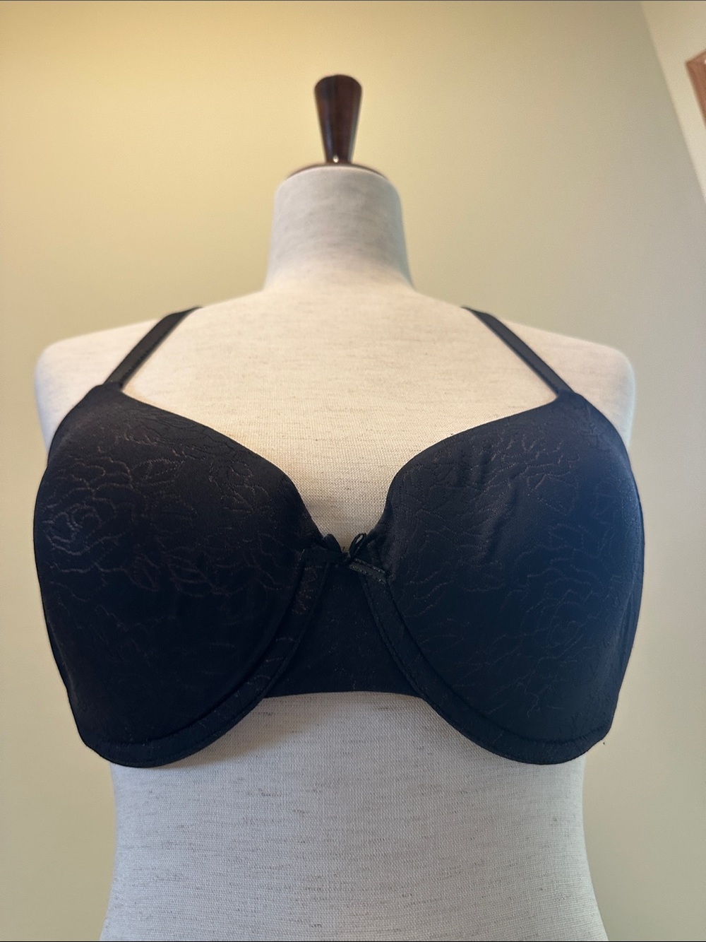 Chantelle Black Padded Underwire Bra with Subtle Floral Texture